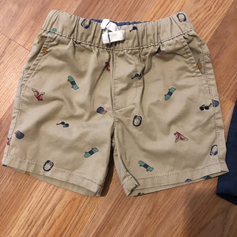 2 pairs 12 month shorts